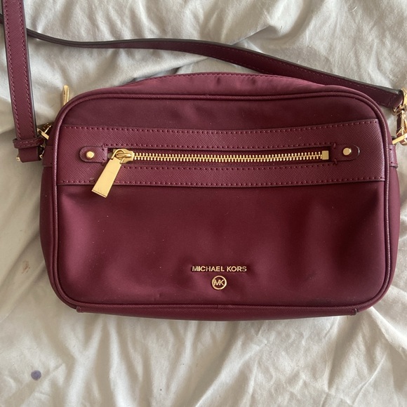 Michael Kors Wine Crossbody Bag with Gold Details - Picture 2 of 4